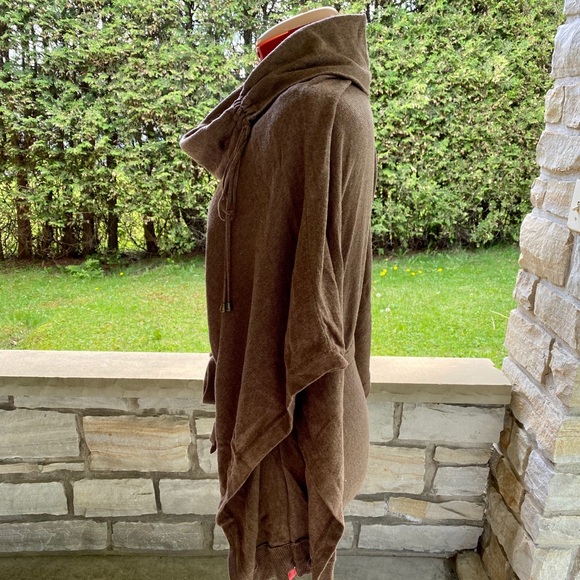 Sweater from RW&Co. - Picture 2 of 6